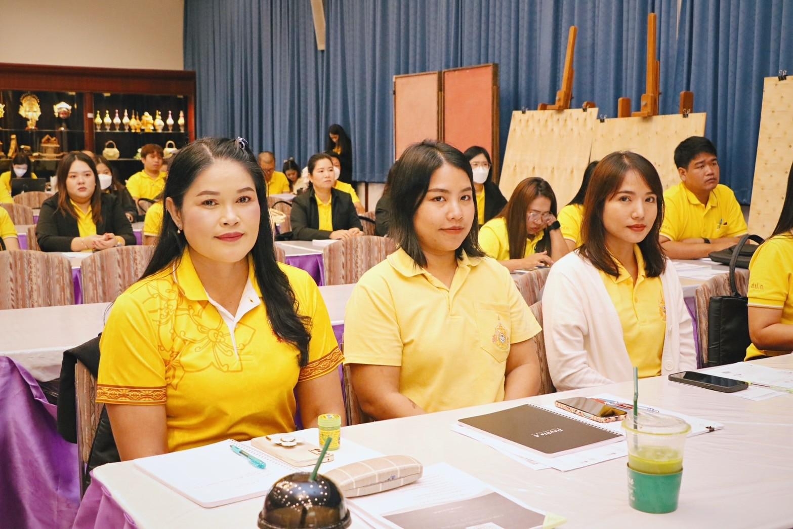 title - โครงการพัฒนาบุคลากรเพื่อเพิ่มประสิทธิภาพการดำเนินงานกองทุนการปฏิรูปที่ดินเพื่อเกษตรกรรม หลักสูตร ฝึกอบรมเชิงปฏิบัติการ “การบริหารจัดการทรัพย์สิน การประเมินมูลค่าทรัพย์สิน และพัฒนารายได้จากที่ดินหรืออสังหาริมทรัพย์” รุ่นที่ 2